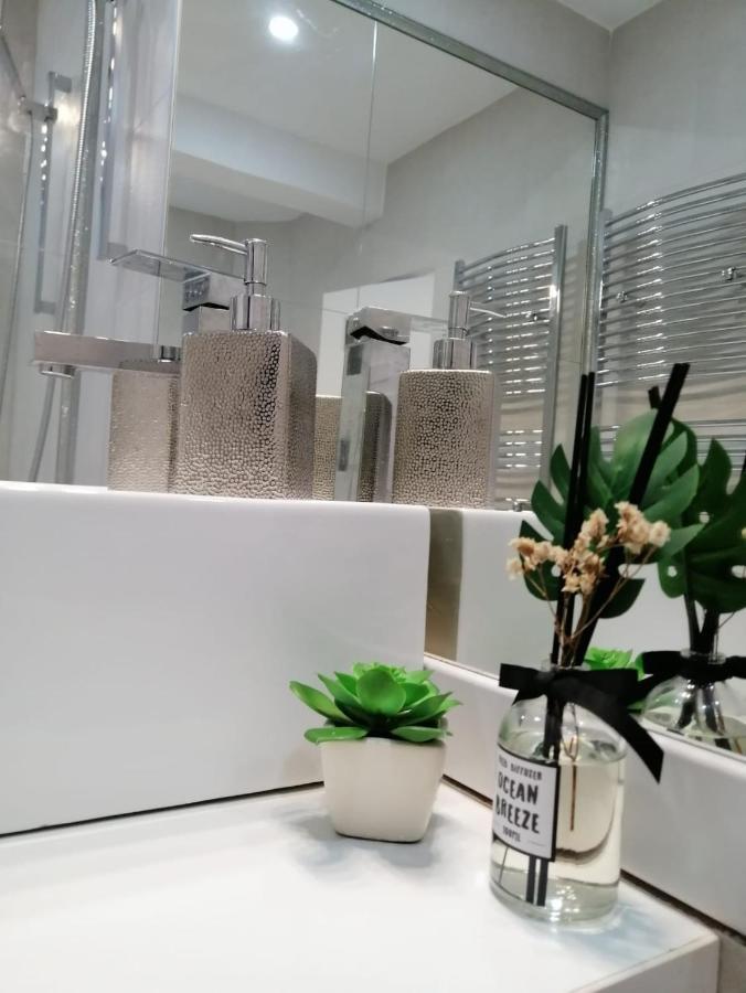 Nemo Apartment Navodari Bagian luar foto